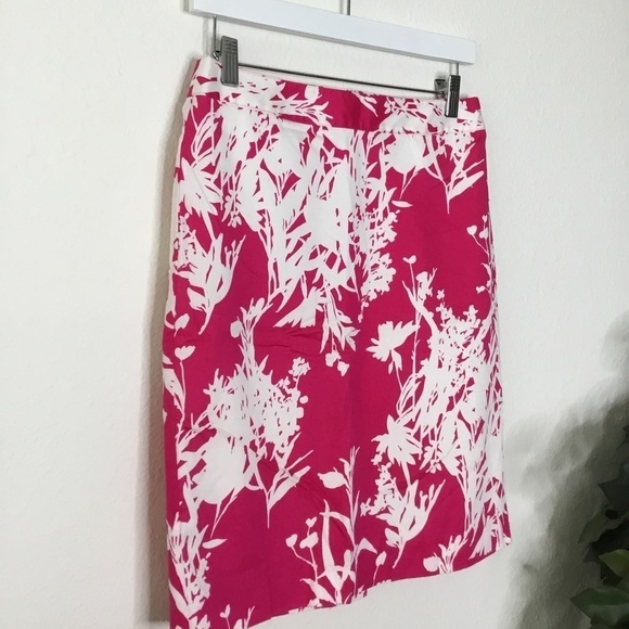 Van Heusen Studio Bright Pencil Skirt - Picture 2 of 6